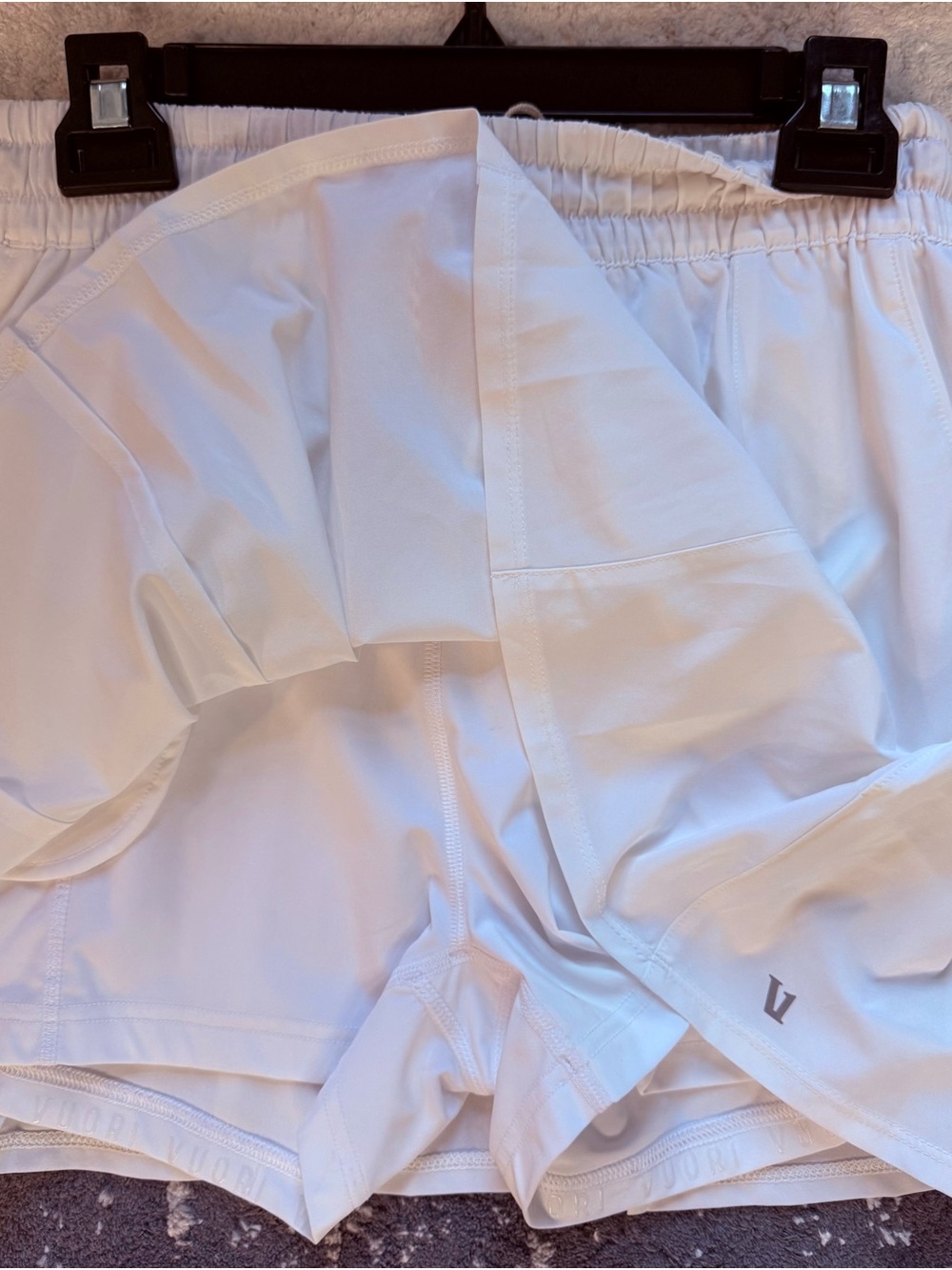 Vuori White Athletic Skirt with Elastic Waistband - Picture 4 of 4